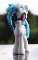 Size: 424x663 | Tagged: safe, dj pon-3, vinyl scratch, pony, unicorn, g4, 3d print, irl, photo