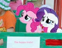 Size: 499x387 | Tagged: safe, pinkie pie, rarity, g4, the happy train