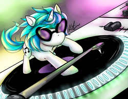 Size: 3850x2975 | Tagged: safe, artist:electronicbloo, dj pon-3, vinyl scratch, pony, g4, micro, record, solo, turntable
