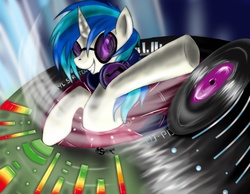 Size: 800x621 | Tagged: safe, artist:suirano, dj pon-3, vinyl scratch, pony, g4, record, solo, turntable