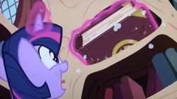 Size: 816x457 | Tagged: safe, screencap, twilight sparkle, g4, season 3, the crystal empire, book, golden oaks library