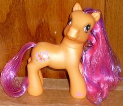 Size: 597x516 | Tagged: safe, scootaloo (g3), g3, irl, photo, toy