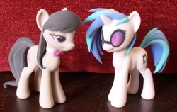 Size: 2841x1797 | Tagged: safe, artist:hashbro, dj pon-3, vinyl scratch, pony, g4, 3d print, figure, figurine, irl, photo, shapeways