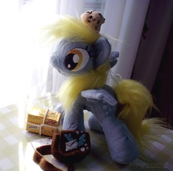 Size: 843x833 | Tagged: safe, artist:piquipauparro, derpy hooves, pegasus, pony, g4, accessory, female, irl, mailbag, mare, muffin, photo, plushie