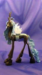 Size: 670x1193 | Tagged: safe, artist:eggyyockio, queen chrysalis, changeling, changeling queen, g4, irl, photo, sculpture