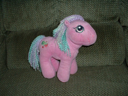 Size: 621x464 | Tagged: safe, sweetberry, g3, hasbro, heart, heart eyes, irl, photo, plushie, wingding eyes