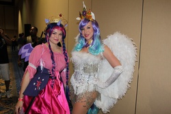 Size: 5184x3456 | Tagged: safe, artist:necochan1, princess celestia, twilight sparkle, human, g4, clothes, convention, cosplay, evening gloves, irl, irl human, photo, tampa bay comic-con, tampa bay comic-con 2013