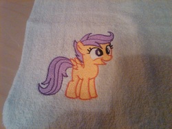 Size: 820x615 | Tagged: safe, artist:ethepony, scootaloo, pony, g4, craft, embroidery, wings