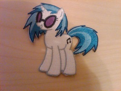 Size: 1024x768 | Tagged: safe, artist:ethepony, dj pon-3, vinyl scratch, g4, embroidery, patch