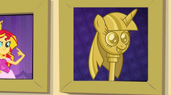 Size: 900x502 | Tagged: safe, sunset shimmer, equestria girls, g4, crossing the memes, exploitable meme, frame, meme, memeception, picture, picture frame, prom queen meme, twilight scepter