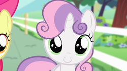 Size: 1280x720 | Tagged: safe, screencap, apple bloom, sweetie belle, flight to the finish, g4, cute