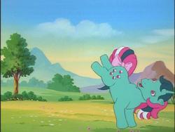 Size: 640x480 | Tagged: safe, screencap, fizzy, pony, g1, my little pony 'n friends, buck, female, handstand, solo