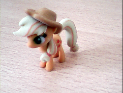 Size: 320x240 | Tagged: safe, artist:crisssss, artist:vidalcris, applejack, earth pony, pony, g4, 3d print, applejack's hat, cowboy hat, hat, shapeways, solo, standing, tiny, tiny ponies