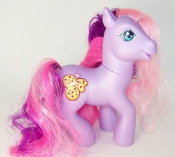Size: 482x433 | Tagged: safe, photographer:kisscurl, chocolate chipper, earth pony, pony, g3, chocolate, chocolate chip cookie, female, irl, mare, photo, solo, toy