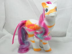 Size: 600x450 | Tagged: safe, lovebeam, g1, colorswirl ponies, irl, photo, toy