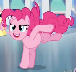 Size: 542x509 | Tagged: safe, screencap, pinkie pie, g4, games ponies play