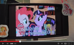 Size: 637x386 | Tagged: safe, pinkie pie, twilight sparkle, g4, official, dub, japan, japanese, youtube