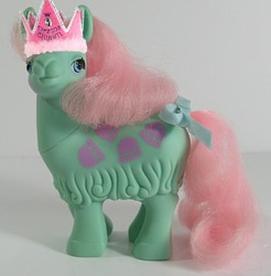 Size: 548x558 | Tagged: source needed, safe, cha cha, llama, g1, drama queen, female, irl, okay, photo, solo, toy