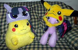 Size: 4060x2592 | Tagged: safe, artist:pmbsakura37, twilight sparkle, pikachu, g4, duality, duo, irl, photo, plushie