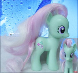 Size: 600x561 | Tagged: safe, minty, minty (g4), earth pony, pony, g4, brushable, female, irl, mare, photo, solo, taobao, toy