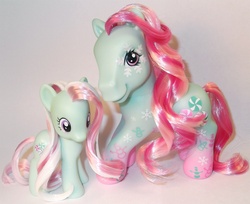 Size: 1280x1045 | Tagged: safe, artist:gimmeponies, minty, g3, g4, irl, photo, toy, winter minty