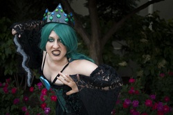 Size: 1114x739 | Tagged: safe, queen chrysalis, human, g4, cosplay, irl, irl human, photo, solo