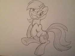 Size: 1024x768 | Tagged: safe, artist:rfiguer9, lyra heartstrings, pony, g4, bipedal, female, sketch, smiling, solo, traditional art