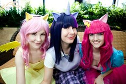 Size: 900x600 | Tagged: safe, artist:juju-gurl, artist:melfinacosplay, artist:twinklebatcosplay, fluttershy, pinkie pie, twilight sparkle, human, g4, cosplay, irl, irl human, photo