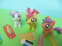 Size: 591x442 | Tagged: safe, artist:raru, apple bloom, scootaloo, sweetie belle, g4, cutie mark crusaders, irl, photo, sculpture