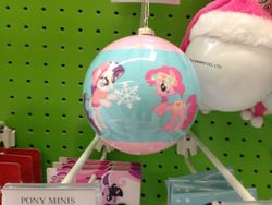 Size: 1000x750 | Tagged: safe, pinkie pie, rarity, g4, christmas, ornament, snowflake