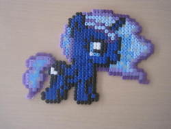 Size: 640x480 | Tagged: safe, artist:hamabeadsponies, princess luna, g4, female, filly, hama beads, photo, solo, woona, younger