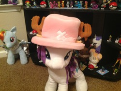 Size: 1280x956 | Tagged: safe, rainbow dash, rarity, g4, crossover, hat, irl, one piece, photo, photography, tony tony chopper, toy