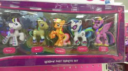 Size: 1073x599 | Tagged: safe, applejack, dj pon-3, doctor whooves, rarity, time turner, twilight sparkle, vinyl scratch, alicorn, pony, g4, official, fail, female, mare, rainbow power, toy, twilight sparkle (alicorn), you had one job
