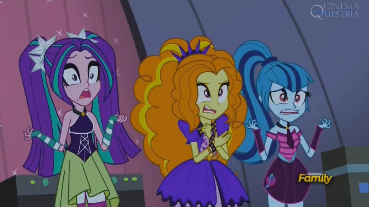 Anyone else think their rainbow rocks outfits look hideous? : r