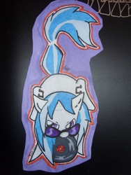 Size: 336x448 | Tagged: safe, artist:yukinzu, dj pon-3, vinyl scratch, g4, female, solo, tail pull, traditional art