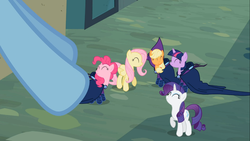 Size: 1366x768 | Tagged: safe, screencap, applejack, fluttershy, pinkie pie, rainbow dash, rarity, twilight sparkle, earth pony, pegasus, pony, unicorn, g4, the mysterious mare do well, female, mane six, mare, mare do well costume, unicorn twilight