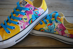 Size: 570x382 | Tagged: safe, fluttershy, pinkie pie, rainbow dash, g4, clothes, converse, irl, photo, shoes