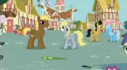 Size: 843x464 | Tagged: safe, screencap, derpy hooves, pegasus, pony, g4, simple ways, female, mare, needs more jpeg