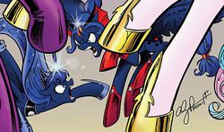 Size: 537x315 | Tagged: safe, idw, official comic, princess celestia, princess luna, g4, spoiler:comic, catfight, cropped, dark mirror universe, equestria-3, mirror universe