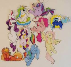 Size: 550x514 | Tagged: safe, artist:kyuu-vixen-cosplay, applejack, fluttershy, pinkie pie, princess cadance, princess celestia, princess luna, rainbow dash, rarity, twilight sparkle, g4, keychan, mane six