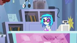 Size: 1016x572 | Tagged: safe, screencap, dj pon-3, vinyl scratch, equestria girls, g4, guitar centered, my little pony equestria girls: rainbow rocks, amplifier, cable, electric guitar, female, guitar, headphones, musical instrument, solo