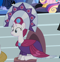 Size: 204x208 | Tagged: safe, screencap, duchess of maretonia, prince blueblood, princess cadance, princess luna, pony, unicorn, equestria games, g4, female, headdress, ice mirror, mare, sitting, solo focus, the equestria games