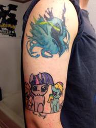 Size: 360x480 | Tagged: safe, applejack, queen chrysalis, rainbow dash, twilight sparkle, human, g4, my little pony: friendship is magic, season 2, irl, irl human, photo, signature, tara strong, tattoo, update