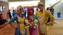 Size: 1024x577 | Tagged: safe, carrot cake, cup cake, pinkie pie, human, g4, cosplay, irl, irl human, photo