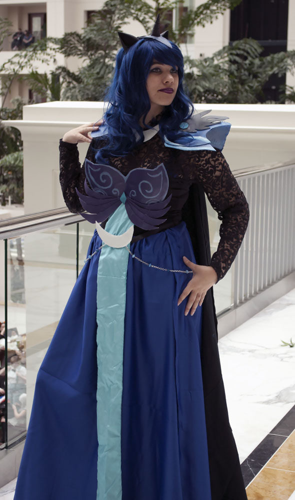 722270 safe, artist envy cosplay, princess luna, human, g4, cosplay, irl, irl human, photo