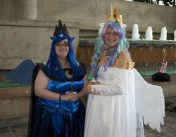 Size: 800x625 | Tagged: safe, princess celestia, princess luna, human, g4, cosplay, irl, irl human, photo