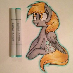 Size: 400x400 | Tagged: safe, artist:pizza0u0, derpy hooves, pegasus, pony, g4, female, mare, sitting, solo, traditional art