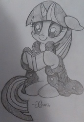 Size: 1330x1936 | Tagged: safe, artist:xchan, derpibooru exclusive, twilight sparkle, g4, blanket, book, cute, female, monochrome, pencil drawing, reading, solo, traditional art