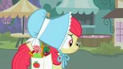 Size: 1366x768 | Tagged: safe, screencap, apple bloom, bee, family appreciation day, g4, female, solo