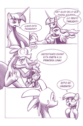 Size: 900x1362 | Tagged: safe, artist:moonlitbrush, derpy hooves, doctor whooves, rarity, spike, time turner, twilight sparkle, alicorn, pony, comic:unintentionally spreading happiness, g4, comic, cute, cute face, female, mare, monochrome, spanish, translation, translator:the-luna-fan, twilight sparkle (alicorn)